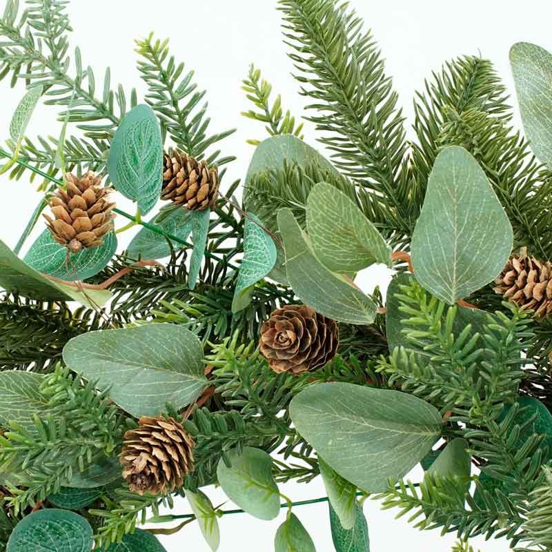 Corona Natalizia con Foglie Verdi e Pigne D.68 cm