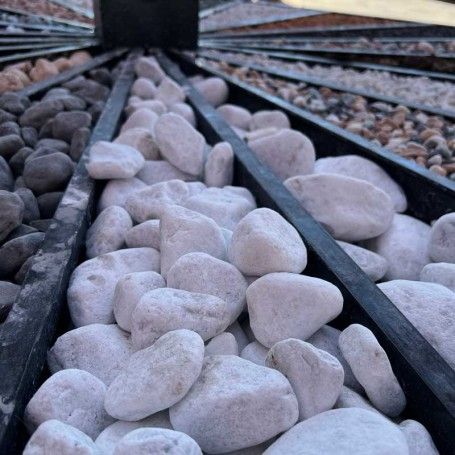 Ciottoli Bianco Carrara 40/60 mm Sacco da 25 Kg