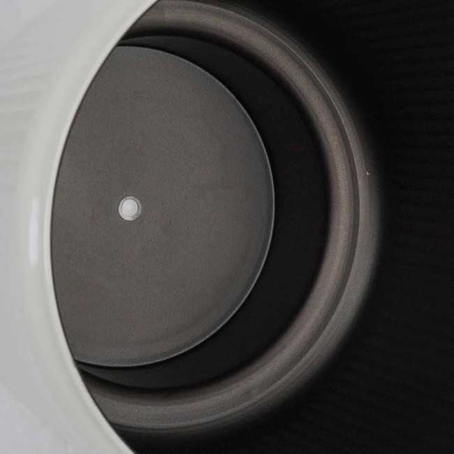 Vaso in Metallo Bianco con Design Moderno - 2 Misure