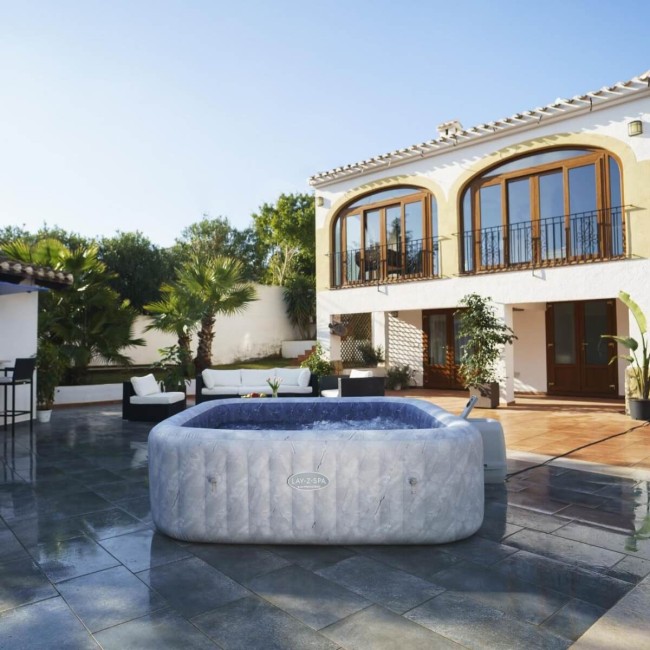 Spa Idromassaggio Gonfiabile San Francisco, 5/7 persone: Bestway 60161